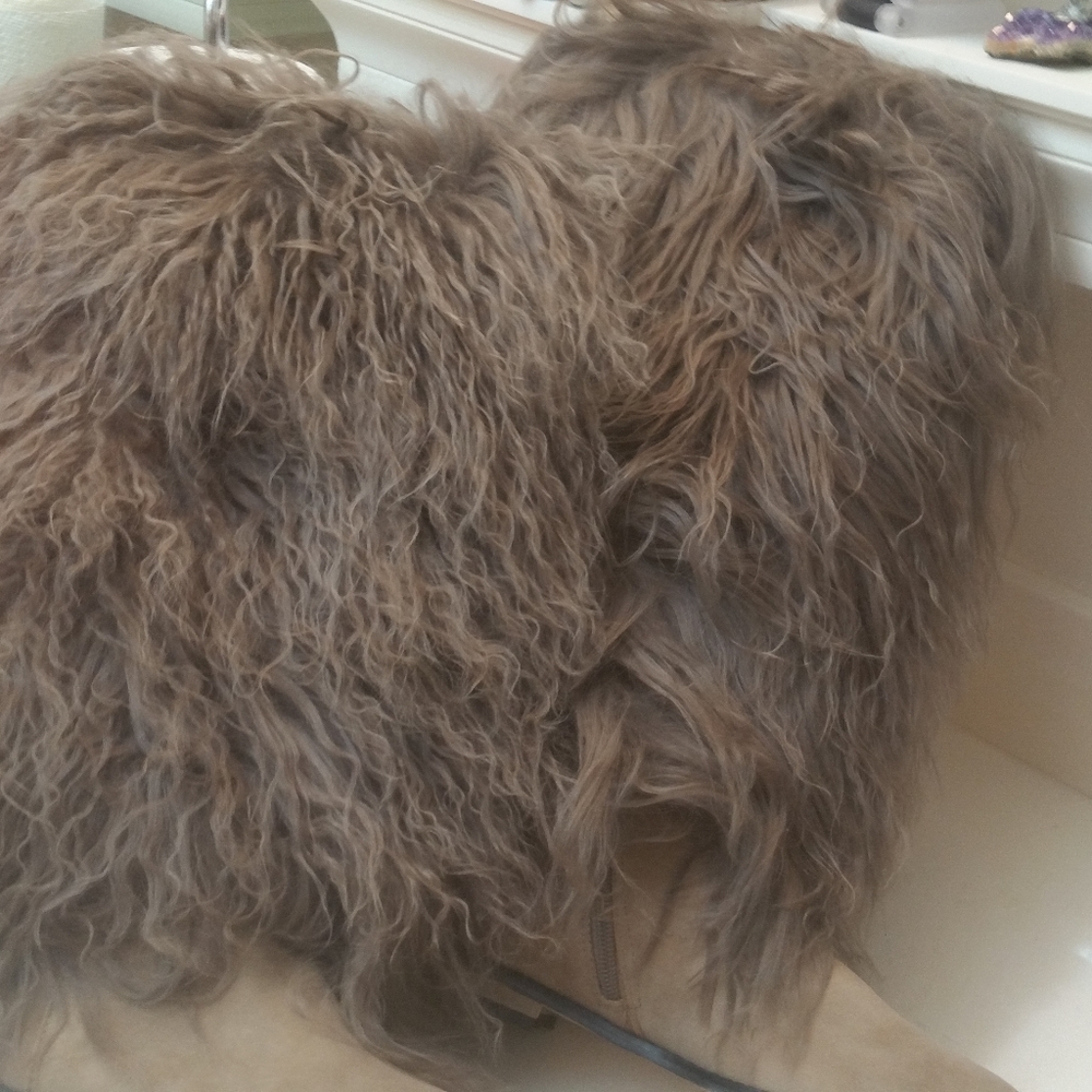Yeti fur boots